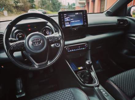 Toyota - Yaris
