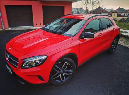 Mercedes-Benz - GLA