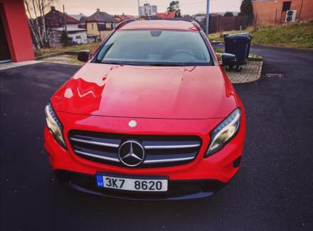 Mercedes-Benz - GLA