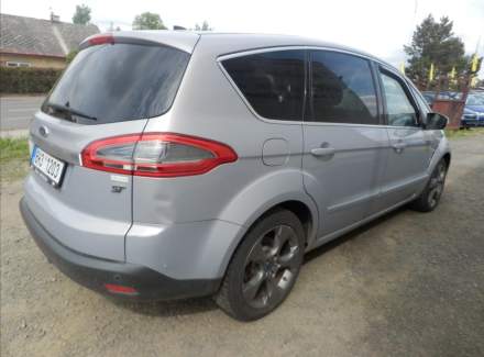 Ford - S-MAX