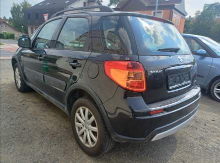 Suzuki - SX4