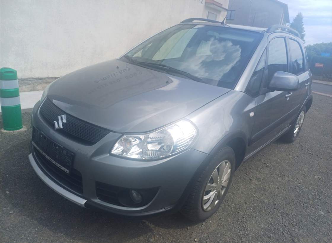 Suzuki - SX4
