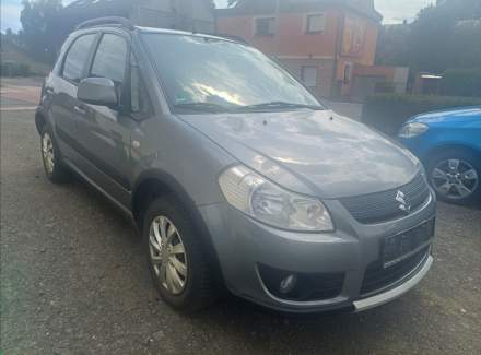 Suzuki - SX4