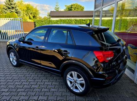 Audi - Q2