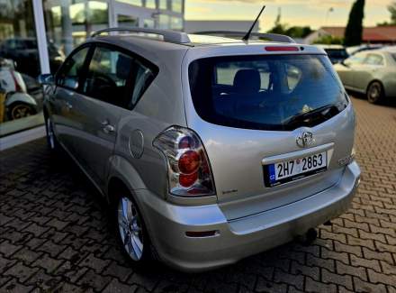 Toyota - Corolla Verso