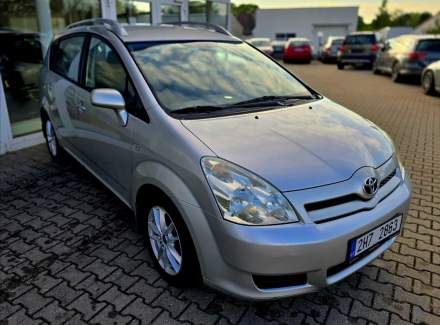 Toyota - Corolla Verso