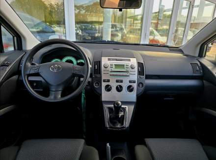 Toyota - Corolla Verso