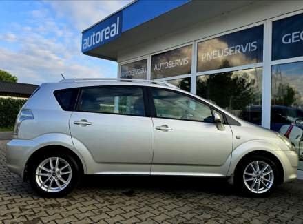 Toyota - Corolla Verso