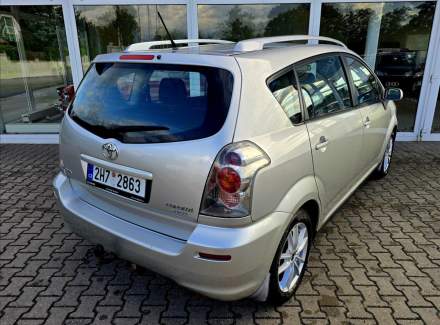 Toyota - Corolla Verso