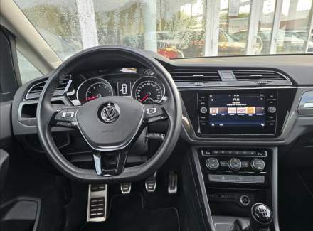 Volkswagen - Touran
