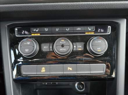 Volkswagen - Touran