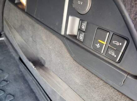 Volkswagen - Touareg