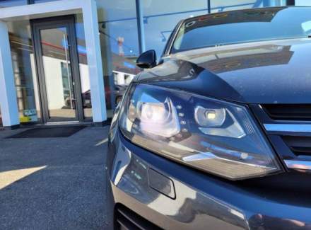 Volkswagen - Touareg