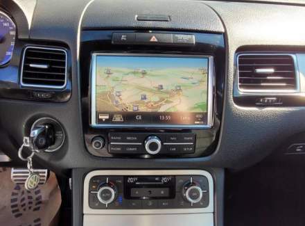 Volkswagen - Touareg