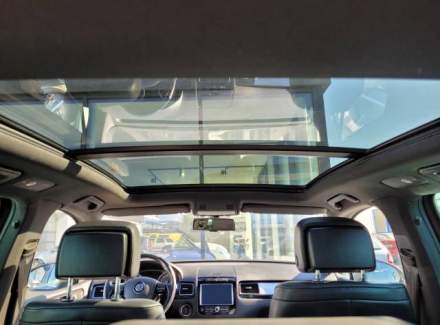 Volkswagen - Touareg