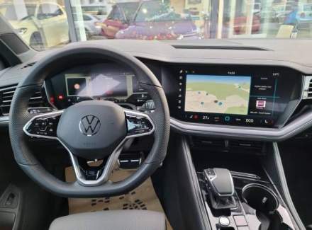 Volkswagen - Touareg