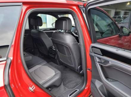 Volkswagen - Touareg