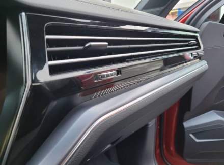 Volkswagen - Touareg