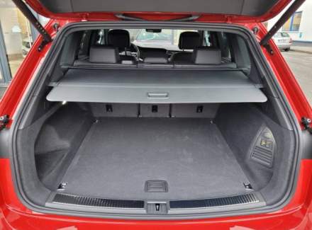 Volkswagen - Touareg