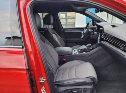 Volkswagen - Touareg