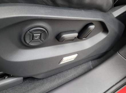 Volkswagen - Touareg