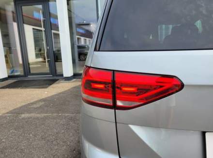 Volkswagen - Touran