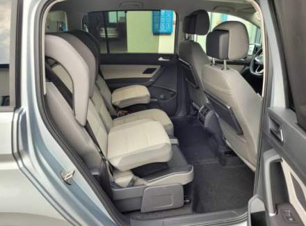 Volkswagen - Touran