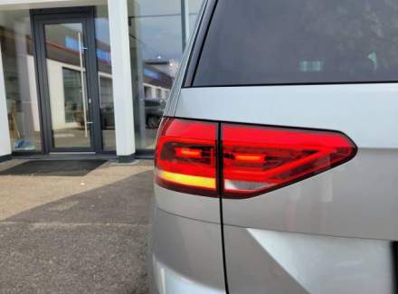 Volkswagen - Touran