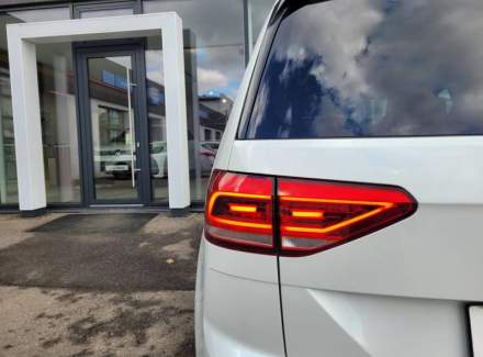 Volkswagen - Touran