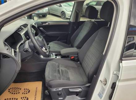 Volkswagen - Touran