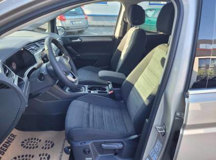 Volkswagen - Touran