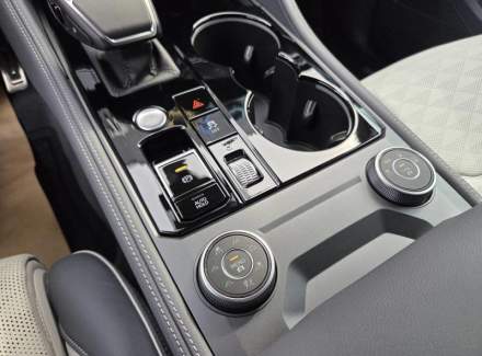 Volkswagen - Touareg