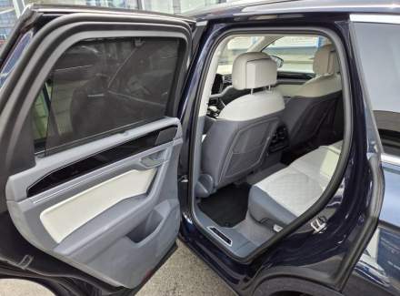 Volkswagen - Touareg