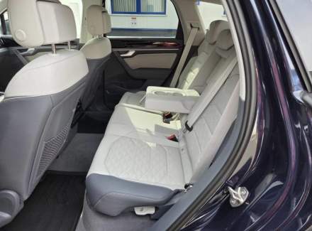 Volkswagen - Touareg