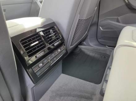 Volkswagen - Touareg