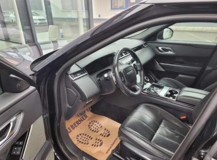 Land Rover - Range Rover Velar