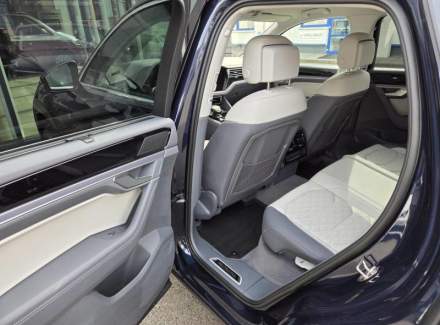 Volkswagen - Touareg