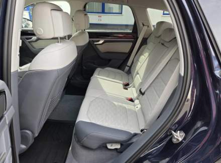 Volkswagen - Touareg