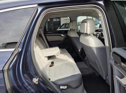 Volkswagen - Touareg