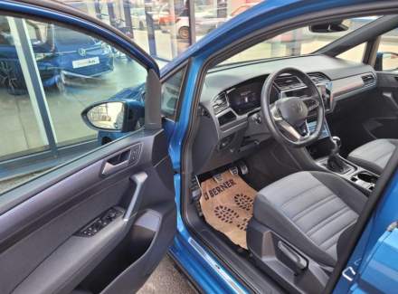 Volkswagen - Touran