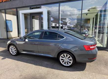 Škoda - Superb
