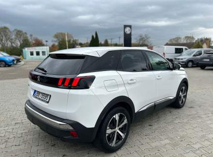 Peugeot - 3008