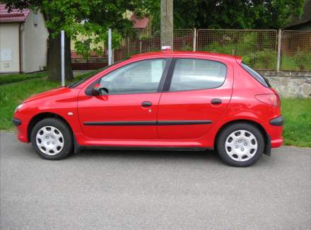 Peugeot - 206