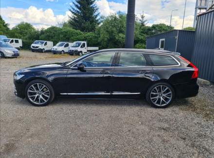 Volvo - V90