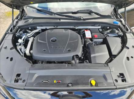 Volvo - V90