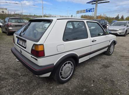 Volkswagen - Golf
