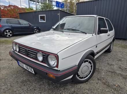Volkswagen - Golf