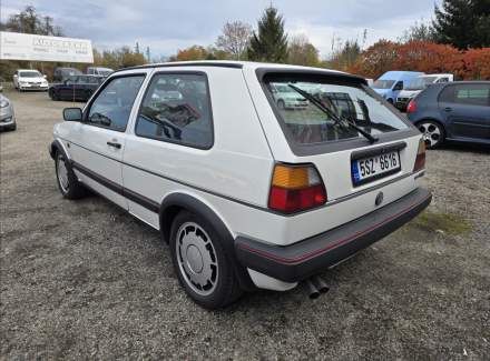 Volkswagen - Golf