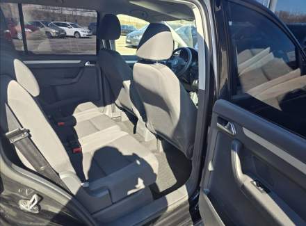 Volkswagen - Touran