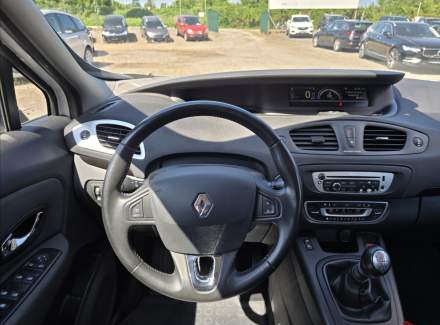 Renault - Scenic